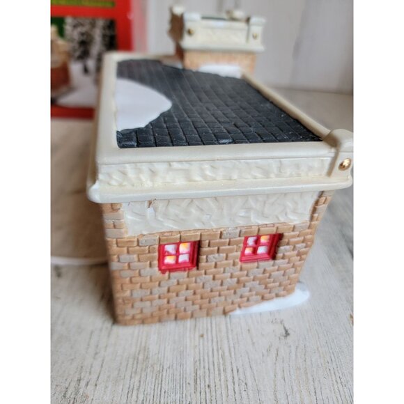Bedford falls Garage It's a wonderful Life Vintage village accessory xmas - Picture 7 of 8